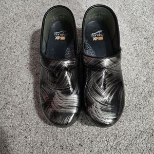 Dankso Woman's Clogs